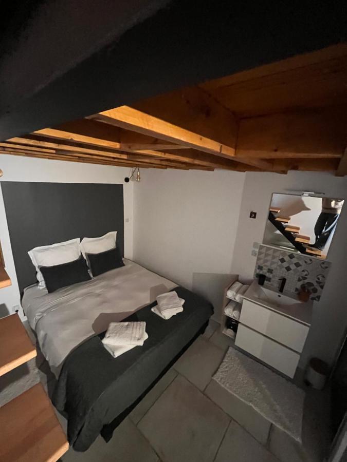 Le Nid D'Isa Bed and Breakfast Hautvillers Exteriör bild