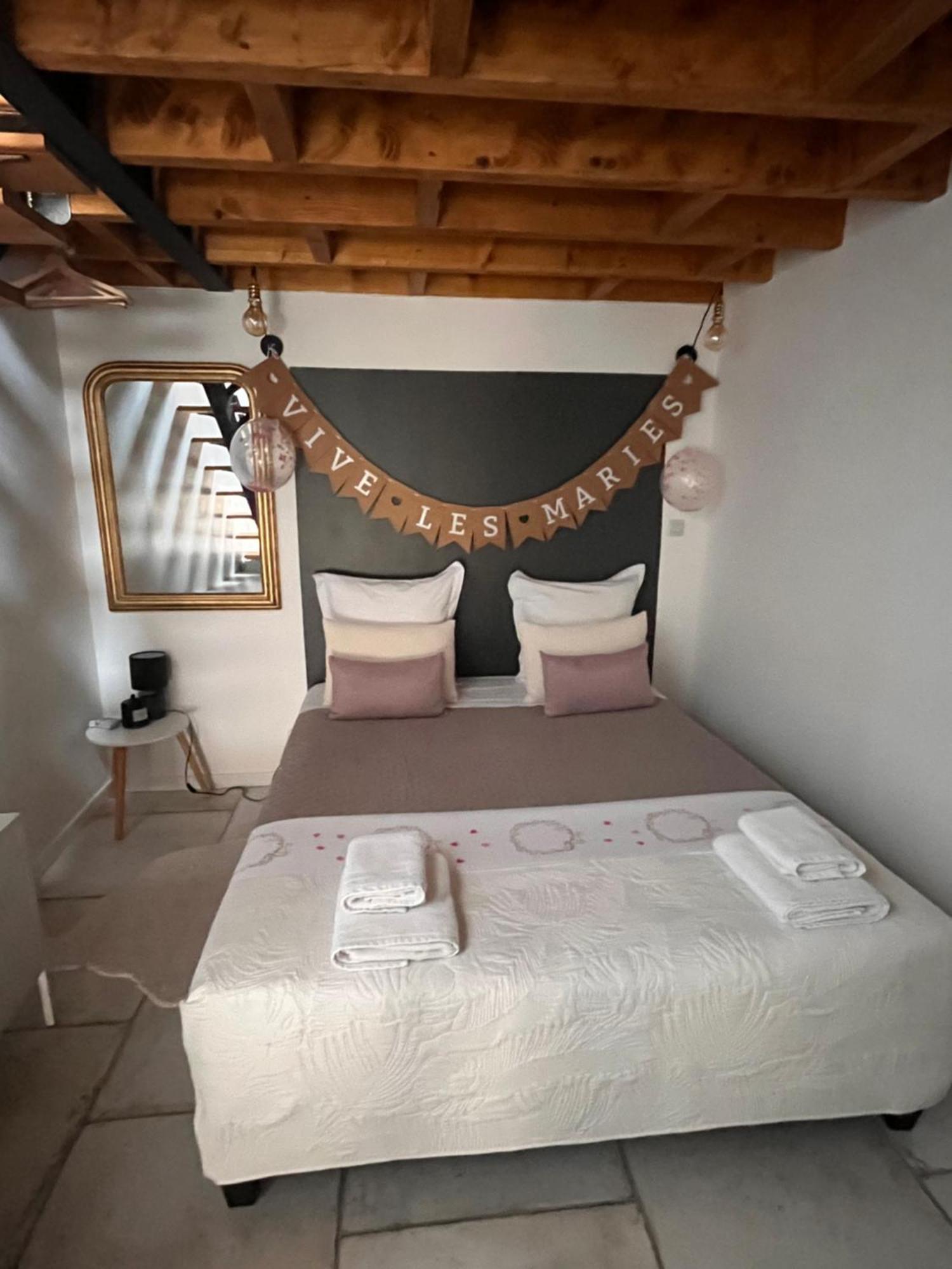 Le Nid D'Isa Bed and Breakfast Hautvillers Exteriör bild